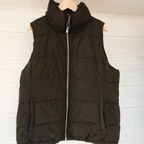 Old Navy Jackets & Blazers - Black Puffer Vest